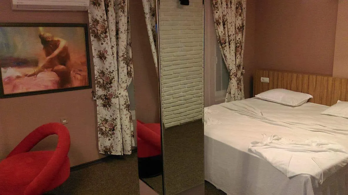 أنطاليا Yelken Butik Hotel